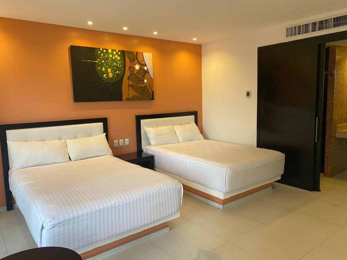 Cache Hostel & Hotel (Adults Only) Playa del Carmen Kültér fotó